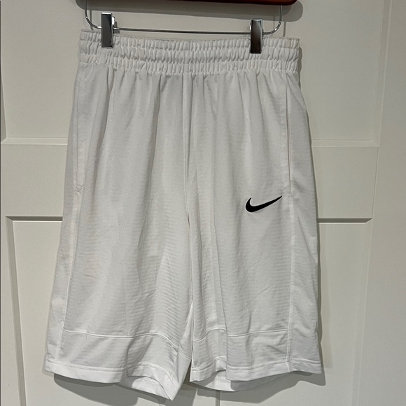 NWOT Nike Men's White Basketball Shorts with Black Swoosh Sz S - Picture 1 of 8